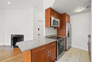 10 Durham St, Unit 2 in Boston, MA - Building Photo