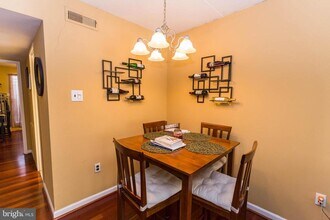 512 S 12th St in Philadelphia, PA - Building Photo - Building Photo