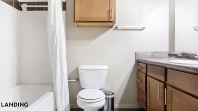 701 W 101st Pl S in Jenks, OK - Building Photo - Building Photo