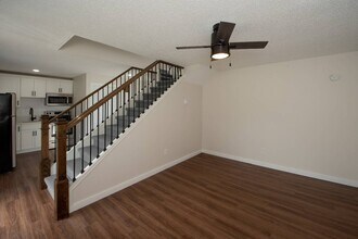 10a Kirby Rd in Saratoga Springs, NY - Building Photo - Building Photo