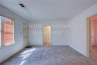 859 W 21st St in Merced, CA - Building Photo - Building Photo