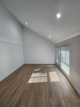 8918 Jade Coast Ln in San Diego, CA - Building Photo - Building Photo