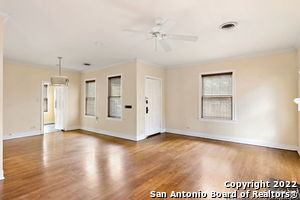 342 Pershing Ave in San Antonio, TX - Building Photo - Building Photo