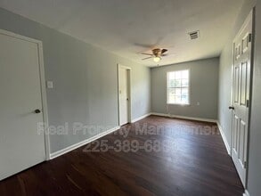 38294 1494 in Prairieville, LA - Building Photo - Building Photo