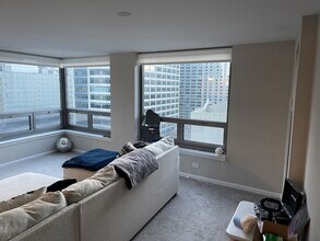440 N Wabash Ave, Unit 1903 in Chicago, IL - Building Photo - Building Photo
