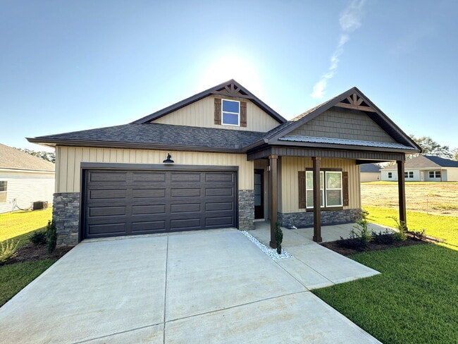 property at 1465 Forest Dr