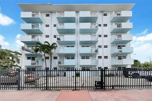 801 Meridian Ave in Miami Beach, FL - Building Photo