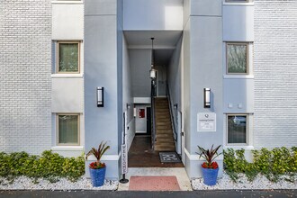 The Q at Maitland in Maitland, FL - Foto de edificio - Building Photo