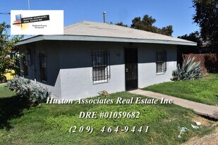 2239 E Willow St in Stockton, CA - Building Photo