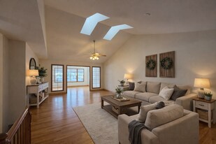 6306 Vicksburg Rd in Madison, WI - Building Photo