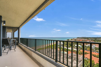 450 Ocean Dr-Unit -1101 in Juno Beach, FL - Building Photo - Building Photo