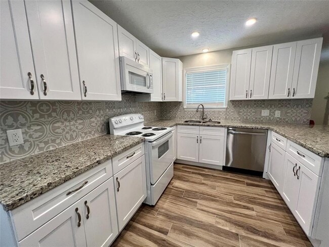 property at 1705 Westwind Dr