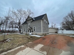 1315-1317 Cleveland Ave in Wausau, WI - Building Photo - Building Photo