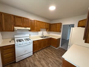 1444 John Glenn Rd in Dayton, OH - Building Photo - Building Photo