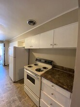 4102 W Lincoln Ave-Unit -4102 in Yakima, WA - Building Photo - Building Photo
