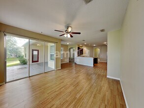 526 Azalea Bloom Dr in Apopka, FL - Building Photo - Building Photo