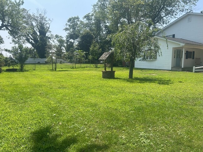 57 Brook St in Patchogue, NY - Building Photo - Building Photo