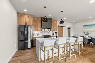 2805 S Terry Ave in Sioux Falls, SD - Building Photo - Building Photo