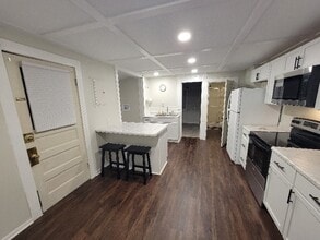 214 Fulton St in Port Clinton, OH - Building Photo - Building Photo