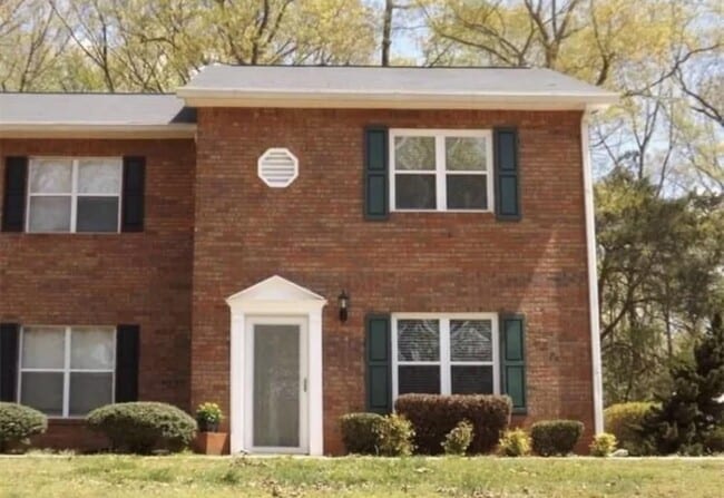 property at 4084 Hidden Hollow Dr