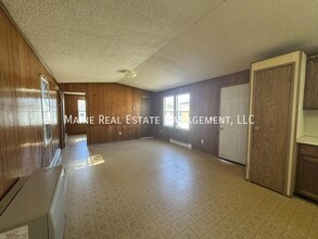 21 Morton Ave in Dover Foxcroft, ME - Building Photo - Building Photo
