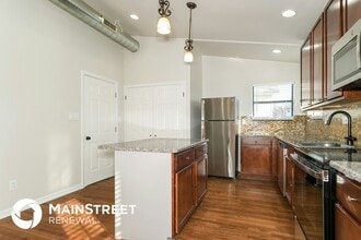 1409 Castle Mill Dr in Arnold, MO - Foto de edificio - Building Photo