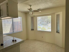 13330 Stoneridge Dr in Victorville, CA - Building Photo - Building Photo