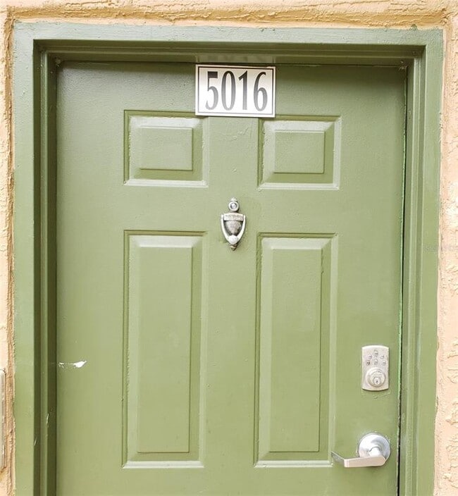 5016 Sunridge Palms Dr in Tampa, FL - Building Photo - Building Photo