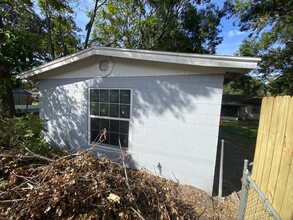 819 Rosalia Dr in Sanford, FL - Building Photo - Building Photo