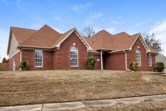 5363 Autumn Forrest Dr in Memphis, TN - Building Photo - Building Photo