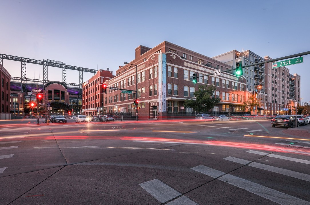 TwentyOne01 on Market in Denver, CO - Building Photo