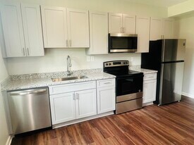 3368 Sir Gregory Mnr, Unit Basement in Lawrenceville, GA - Building Photo