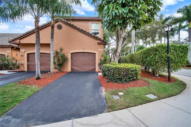 1516 Veracruz Ln in Weston, FL - Building Photo - Building Photo