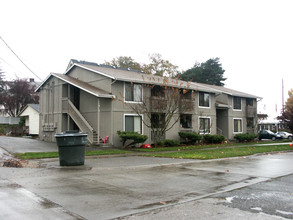 1001 N 6th St in Tacoma, WA - Foto de edificio - Building Photo