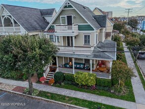 84 Cookman Ave in Ocean Grove, NJ - Building Photo - Building Photo