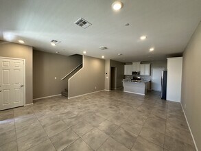8728 Giant Causeway Ave in Las Vegas, NV - Building Photo - Building Photo