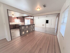 1519 Johanna Dr in Houston, TX - Building Photo - Building Photo