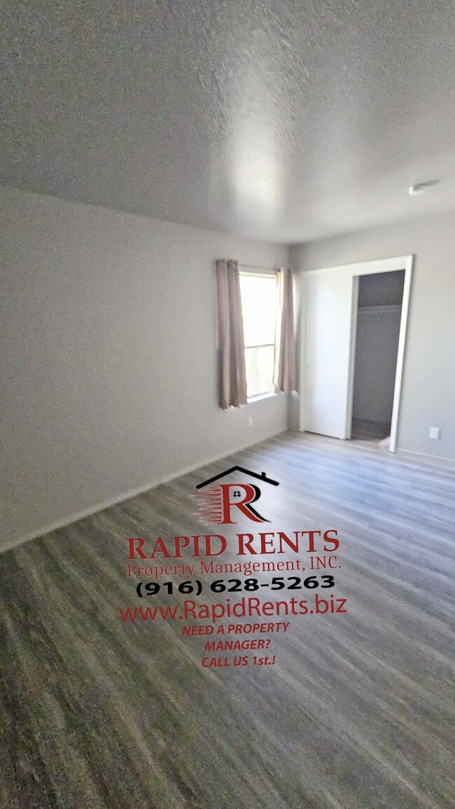 9157 Newhall Dr in Sacramento, CA - Building Photo - Building Photo