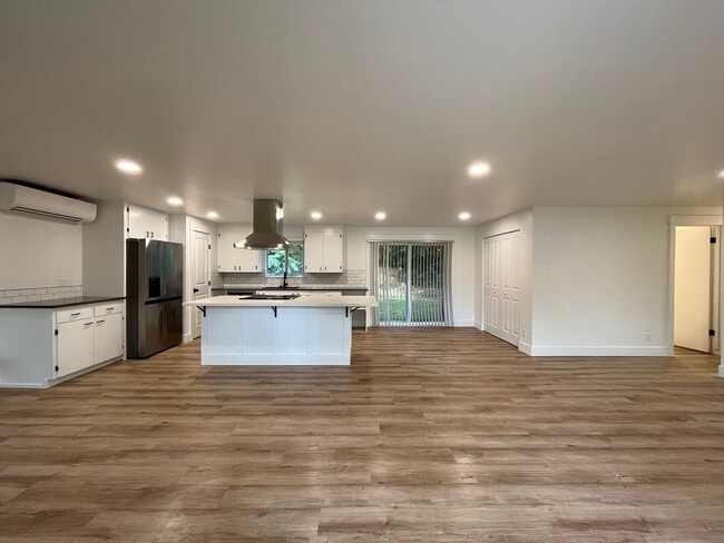 3215 W 7th Ave in Kennewick, WA - Building Photo - Building Photo