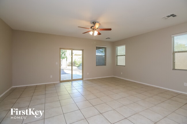 4742 E Pearl Rd in San Tan Valley, AZ - Building Photo - Building Photo