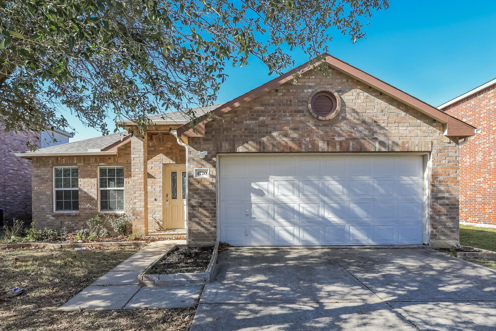 4720 Fox Sedge Ln in Denton, TX - Building Photo