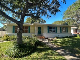 626 Bermuda Pl