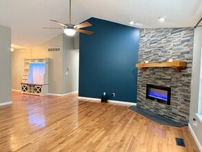 1556 Deerwoods Dr in Milford, OH - Building Photo - Building Photo