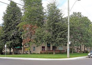 Corktown Co-Operative Homes Inc in Hamilton, ON - Building Photo - Primary Photo