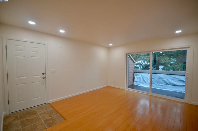 property at 1187 Yarwood Ct