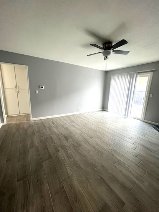 1430 N Acacia St, Unit 3 in Anaheim, CA - Building Photo