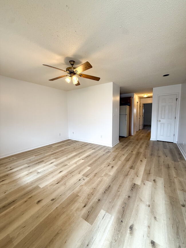 property at 409 E Roosevelt Ave