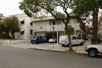 244 S Reno St in Los Angeles, CA - Building Photo - Building Photo