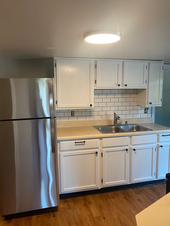 51 Chase St, Unit 2