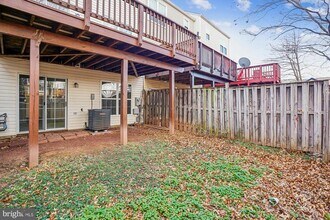 45482 Pine Trail Terrace in Sterling, VA - Building Photo - Building Photo